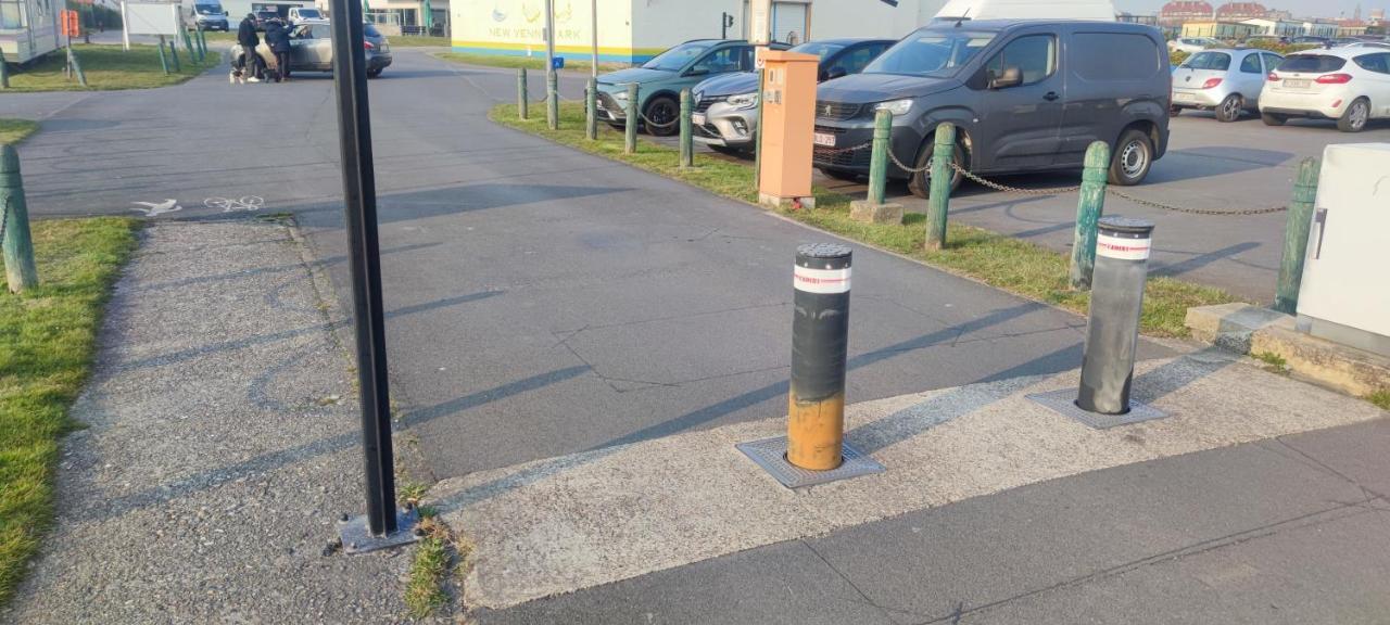 Przytulny Domek Holenderski Z Podgrzewanym Odkrytym Basenem Do Dyspozycji Gosci De Haan Luaran gambar